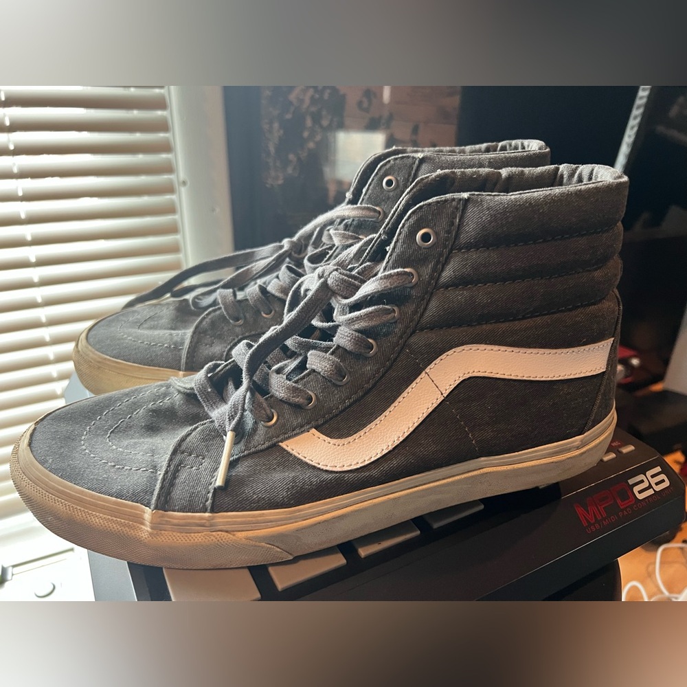 Used Vans size 9.5 Shoes